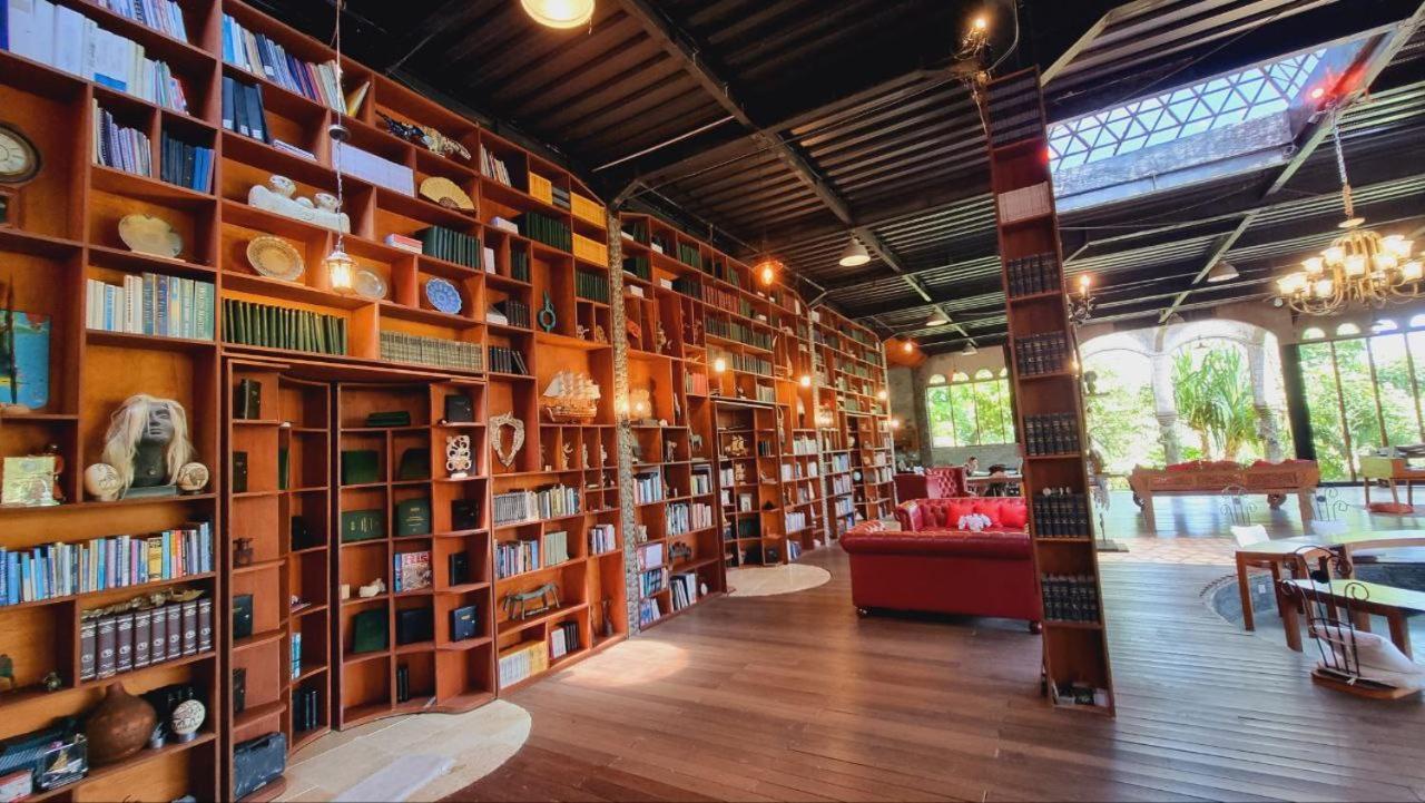 Avalon Ubud Castle & Spa 외부 사진